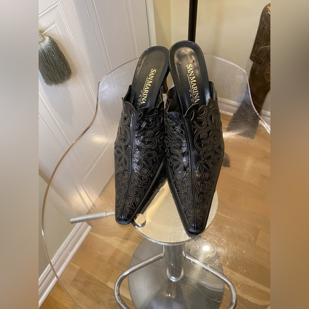 San  Marina Paris/Leather Mules/intricate filigree design/gold design 🤎 - Picture 6 of 14